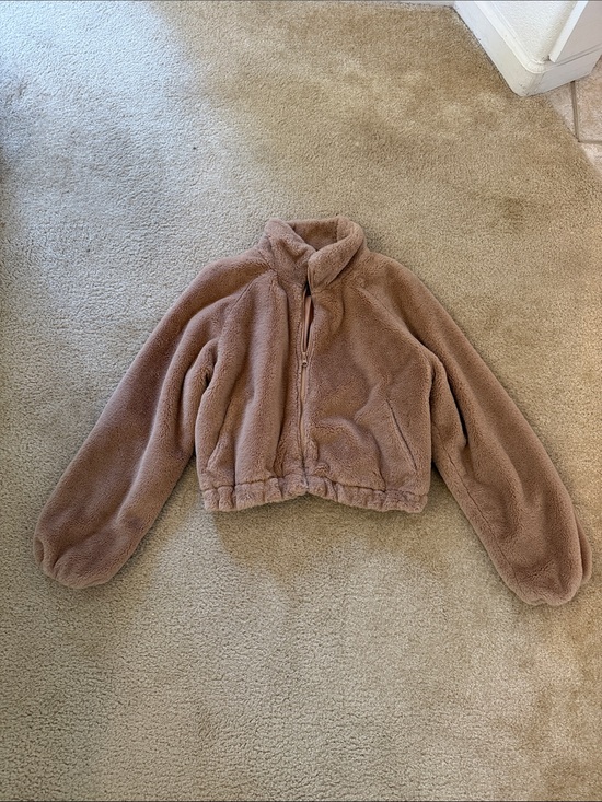 Love Tree Jackets & Blazers - Love Tree Plush Cropped Bomber Jacket in Taupe